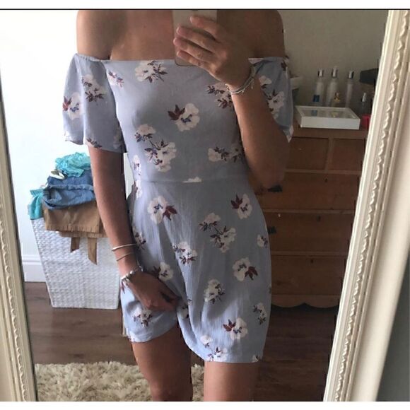 PrettyLittleThing Blue Off Shoulder Mini Dress Open Back Tie Floral Size 4 - Picture 10 of 10